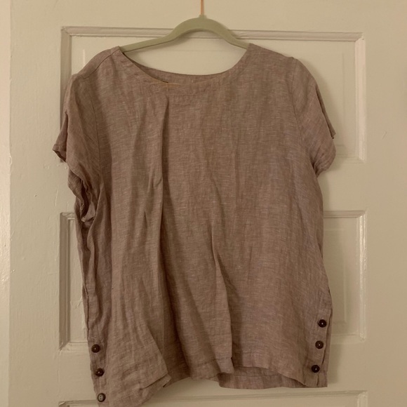 Lavender Light Weight Linen Blouse w/Button Detail - Picture 1 of 2